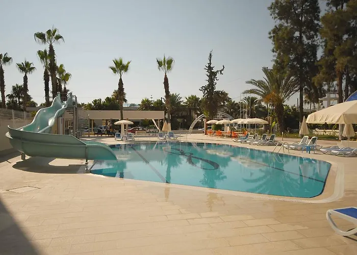 Infinity Alanya 4*