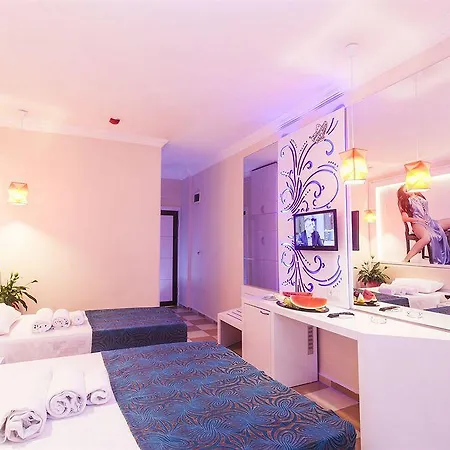 Ξενοδοχείο Infinity Alanya