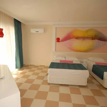 Infinity Alanya Ξενοδοχείο 4*