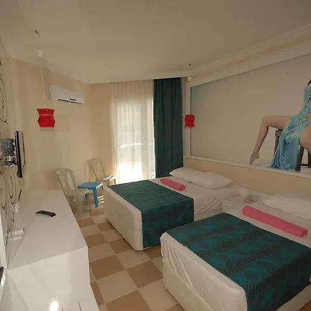 Infinity Alanya Паяллар