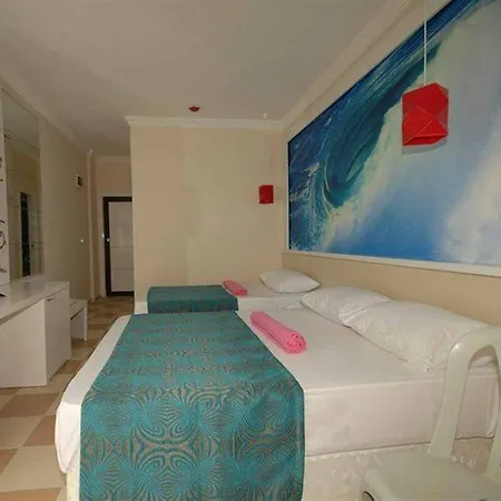 Отель Infinity Alanya 3*