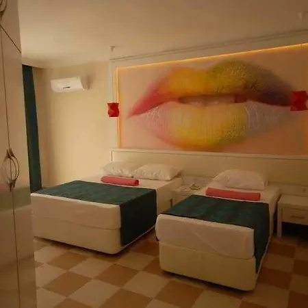 Infinity Alanya 3* Паяллар